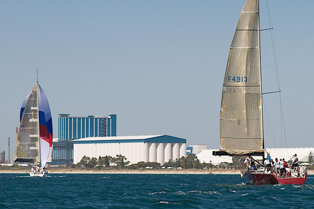 Spinnaker troubles on Charlotte and Optimus Prime scoots away for a comfortable win. © Bernie Kaaks